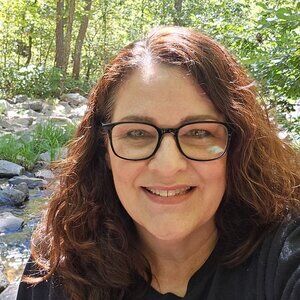 Meet your Posher, Kristal